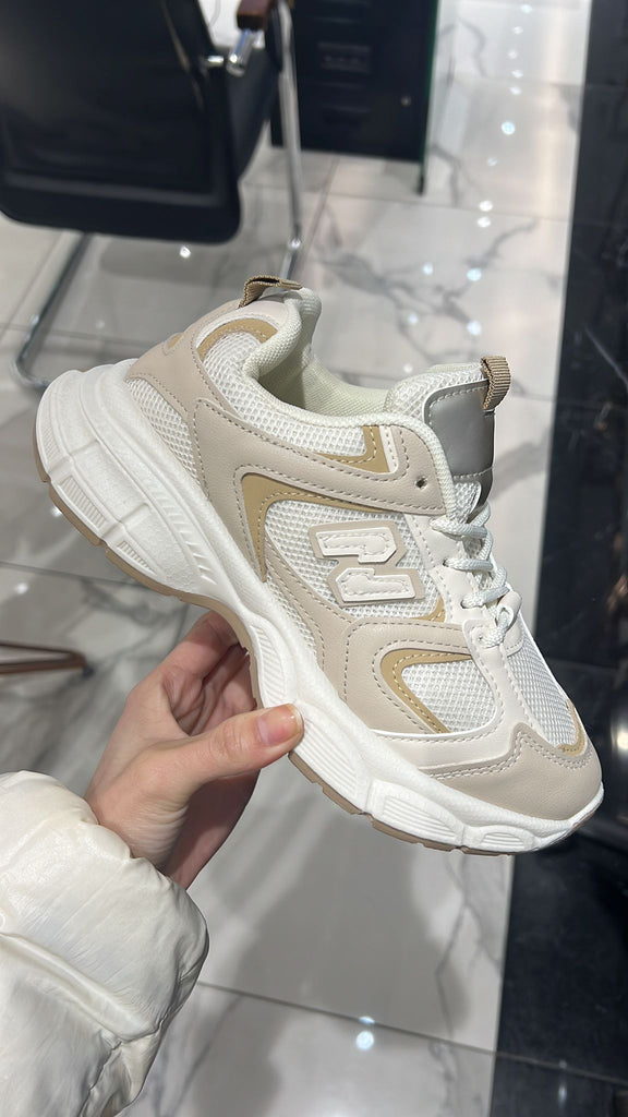 Classic Chunky Sneakers -Beige